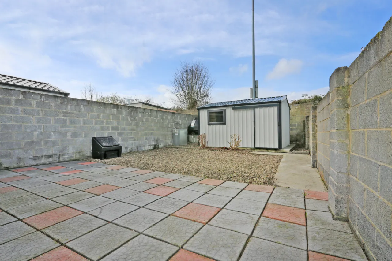 Photo of 5 Oakwood, Sixmilebridge, Clare, V95AE76