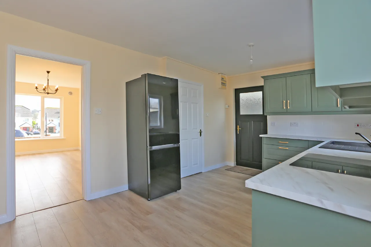 Photo of 5 Oakwood, Sixmilebridge, Clare, V95AE76