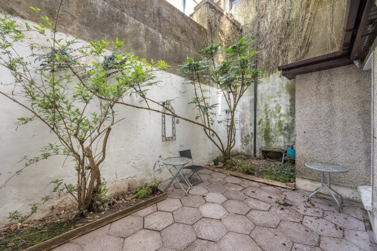 Photo of Apt 1, Lee View House, 13 Father Mathew Quay, Cork, T12 W309