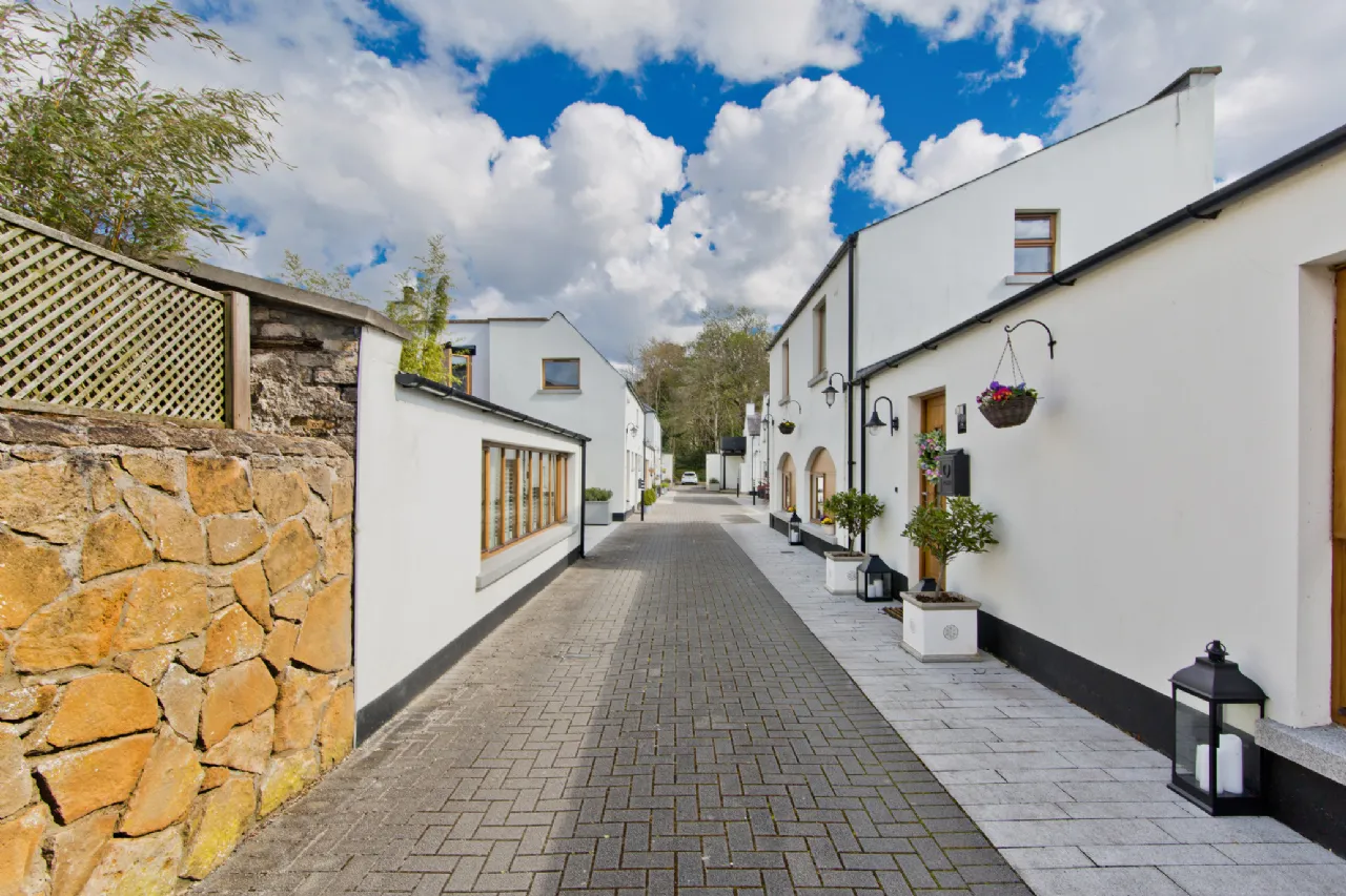 Photo of 5 Somerton Mews, Castleknock, Dublin 15, D15 E39T