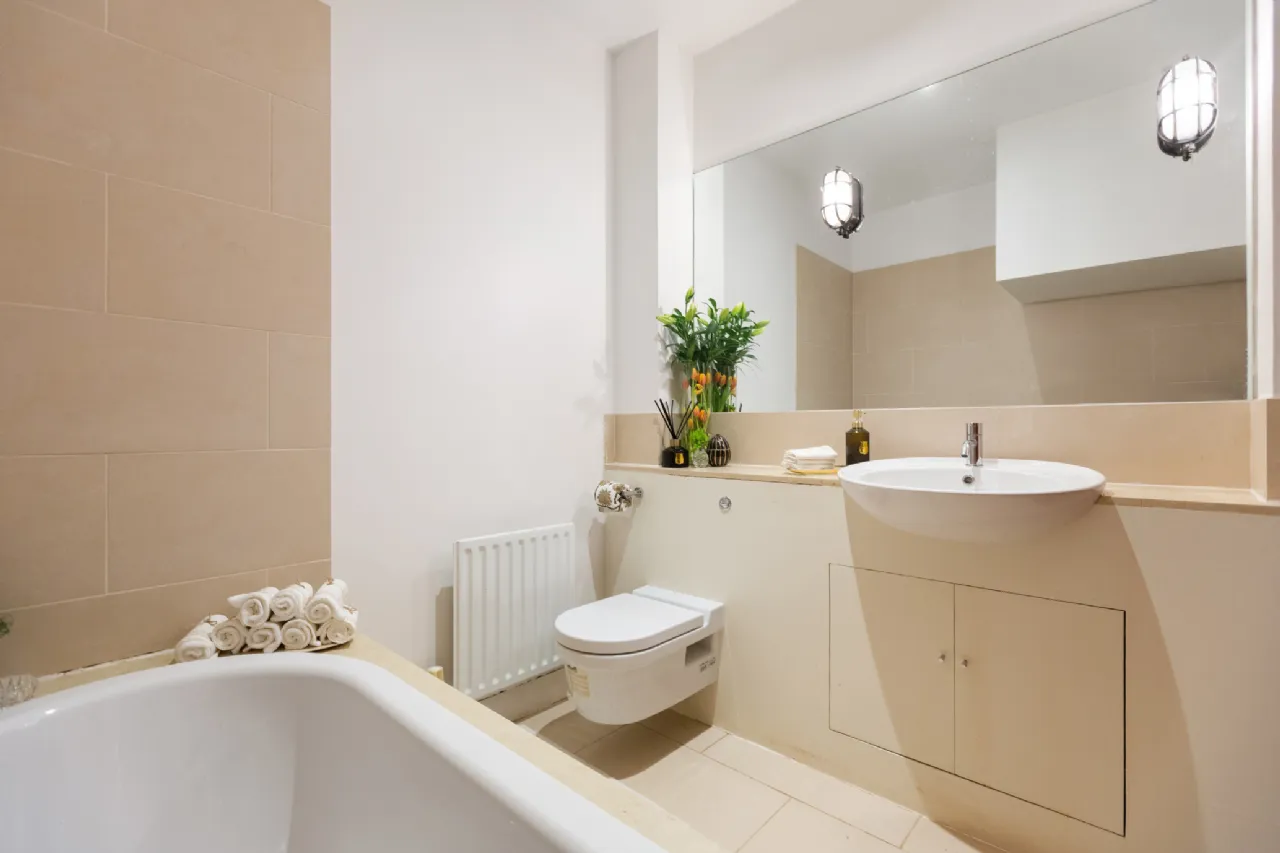 Photo of 44 Raglan Lane, Ballsbridge, Dublin 4, D04 Y7Y3