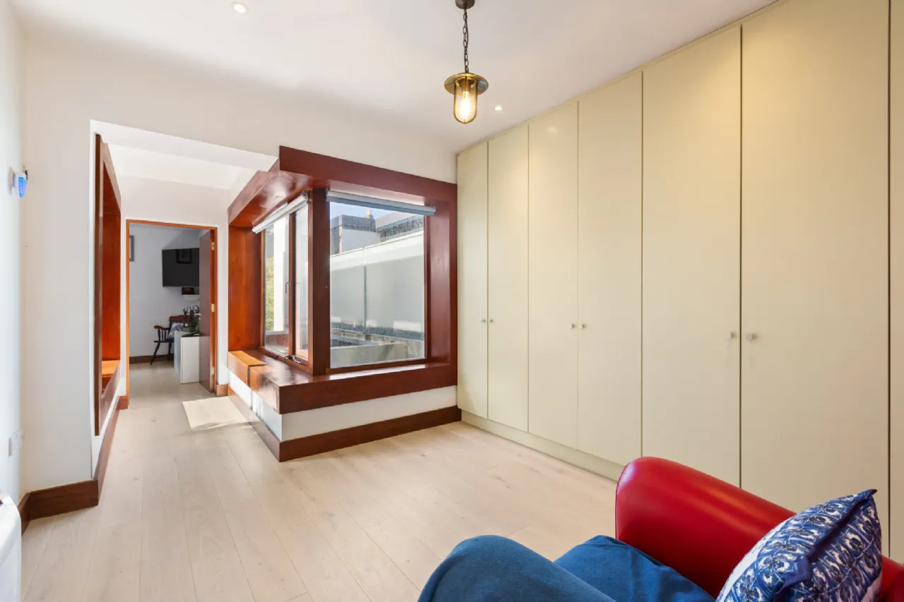 Photo of 44 Raglan Lane, Ballsbridge, Dublin 4, D04 Y7Y3