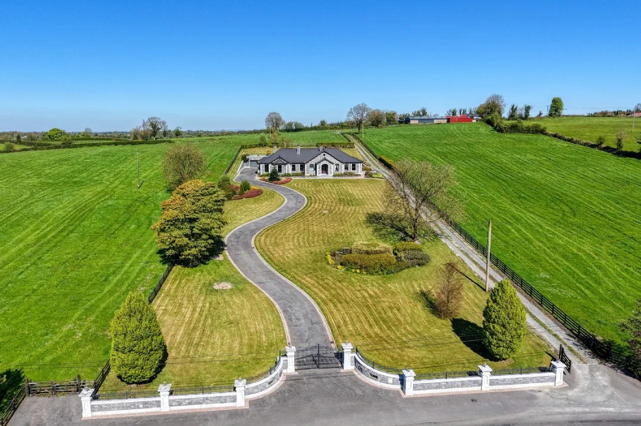 Photo of Ard Lios House, Kiltycreevagh, Ballinamuck, Co. Longford, N39 E0A5