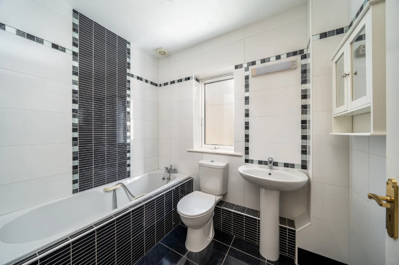 Photo of 69 Droim Liath, Collins Lane, Tullamore, Co. Offaly, R35N8R6