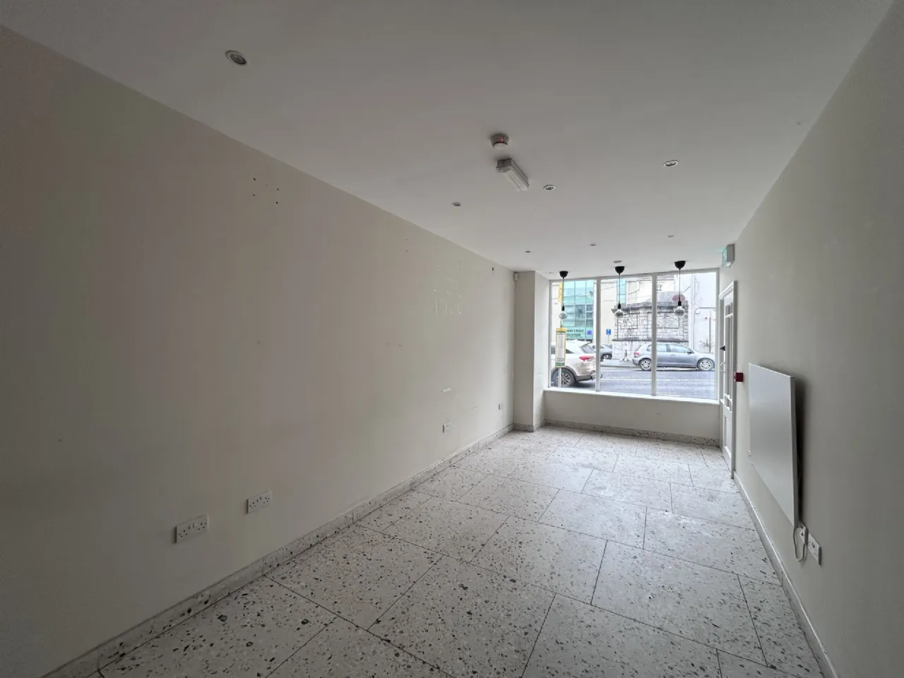 Photo of 5 Main Street, Cashel, Co Tipperary, E25F344