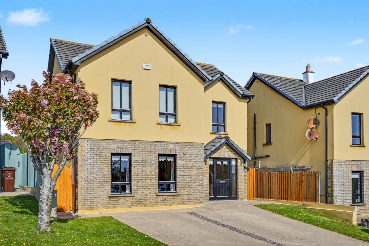 Photo of 3 The Crest, Aylesbridge, Riverchapel,, Gorey, County Wexford, Y25TD62