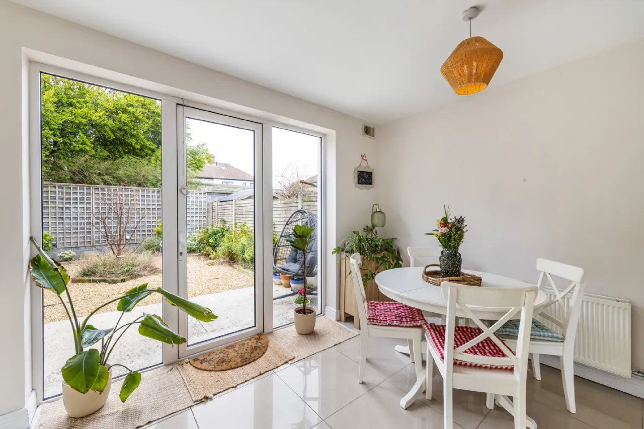 Photo of 9 Saint Esra Close, Killester, Dublin 5, D05 EH70