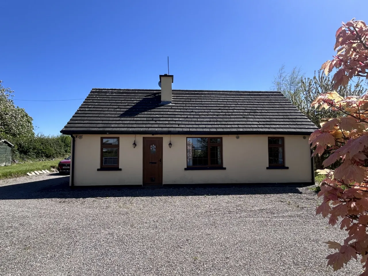 Photo of Honeysuckle Cottage, Ballinahinch, Cashel, Tipperary, E25V078