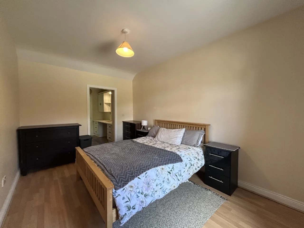 Photo of Honeysuckle Cottage, Ballinahinch, Cashel, Tipperary, E25V078