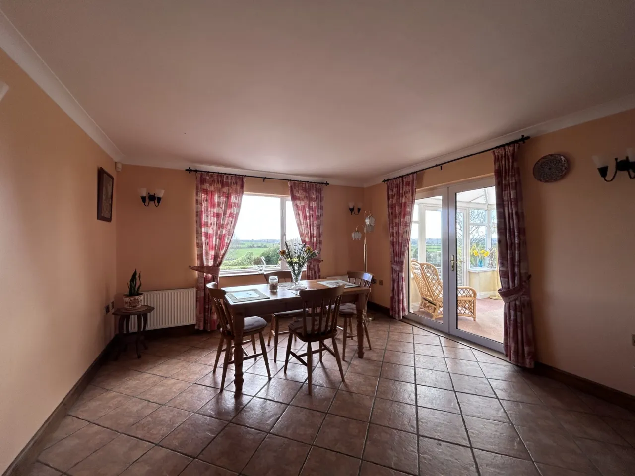 Photo of Suttonrath, Priests Road, Cahir, Co.Tipperary, E21 HH67