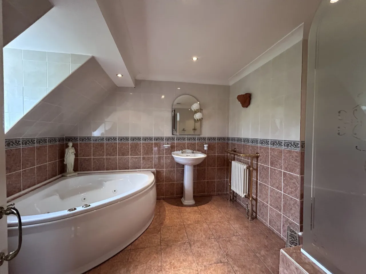 Photo of Suttonrath, Priests Road, Cahir, Co.Tipperary, E21 HH67