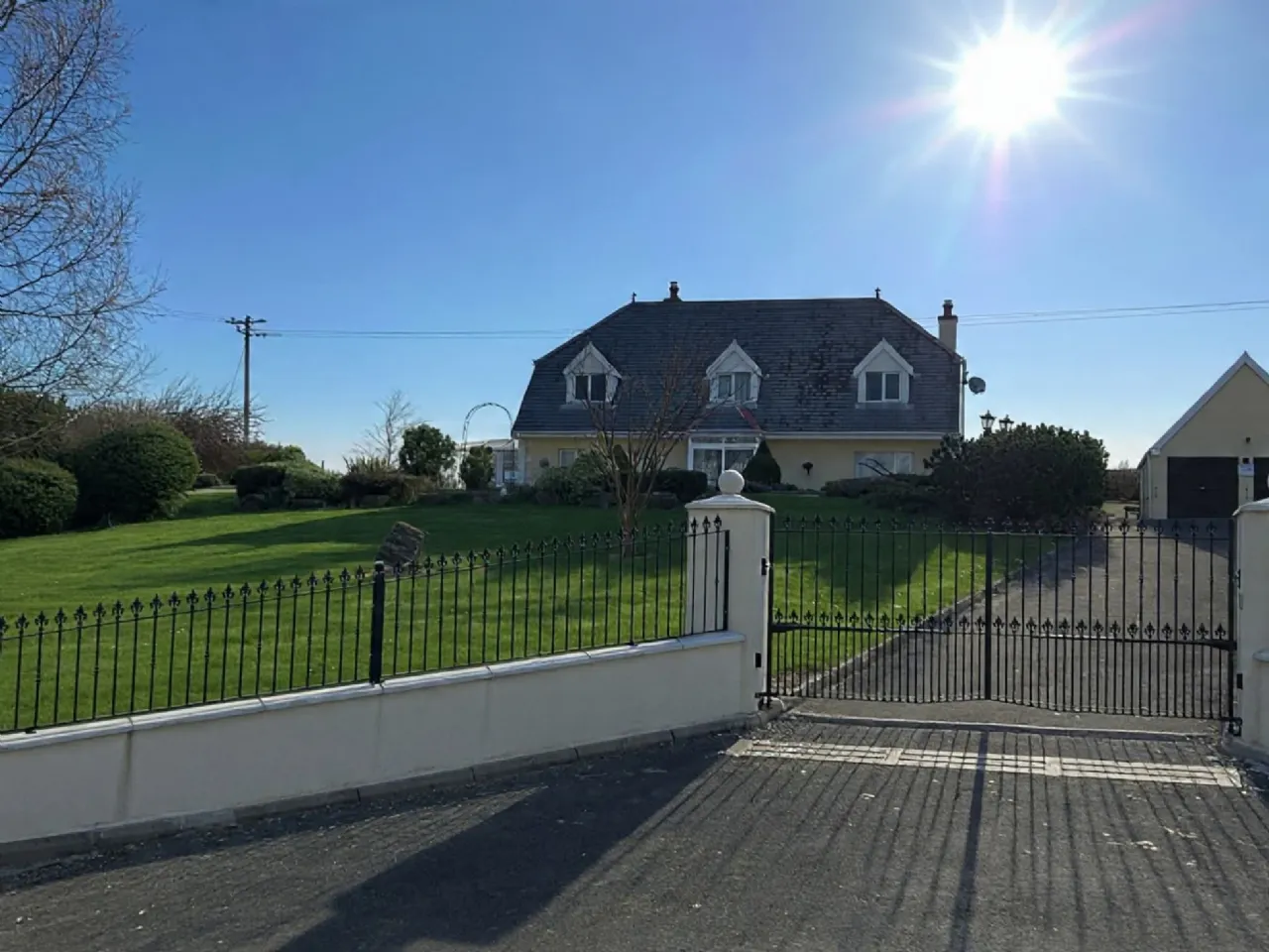 Photo of Suttonrath, Priests Road, Cahir, Co.Tipperary, E21 HH67