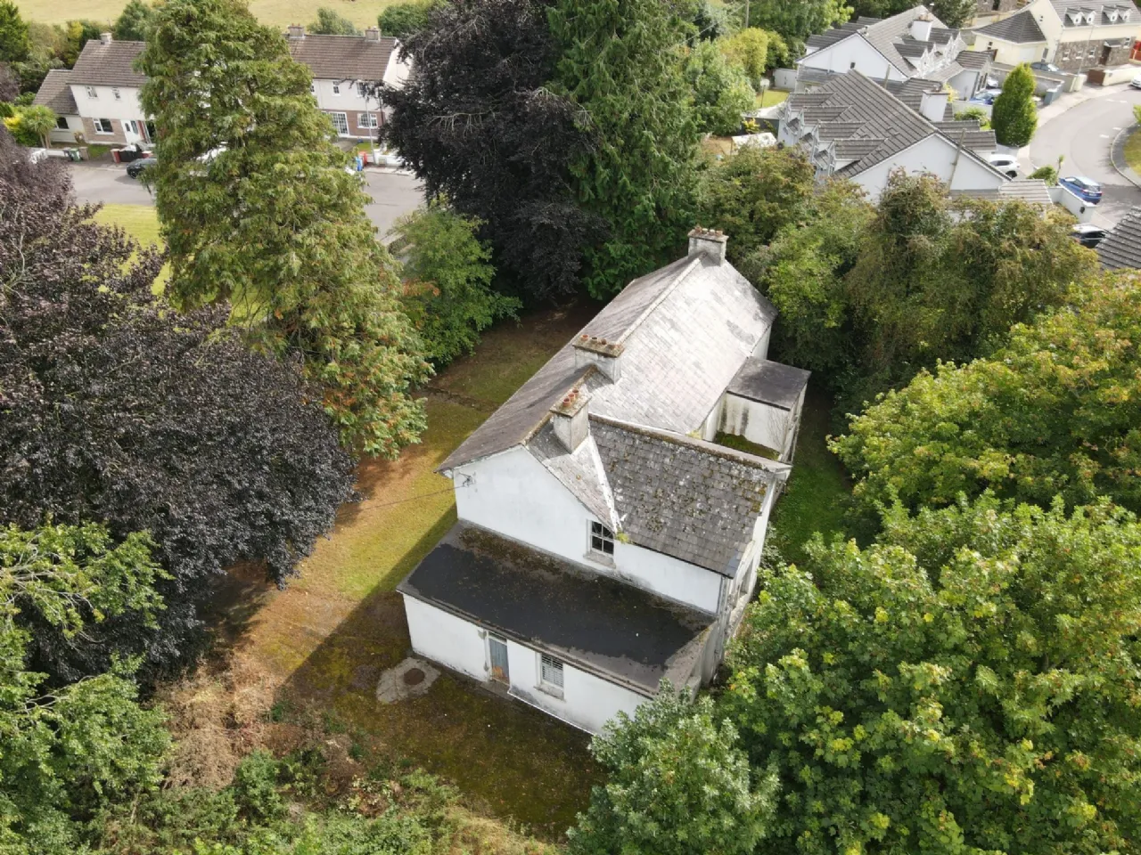 Photo of Killavullen Health Centre, Ballymacmoy, Killavullen, Mallow, Co. Cork, P51W996