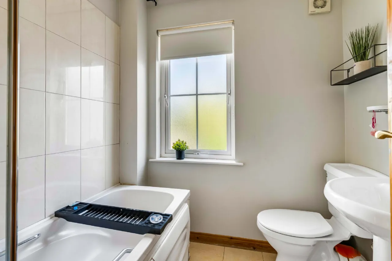 Photo of 9 Drumalee Manor, Cavan, Co Cavan, H12X677
