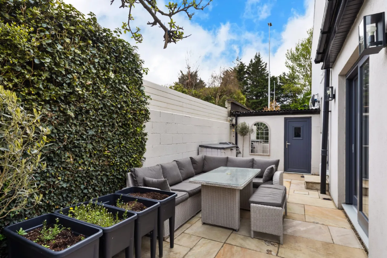 Photo of 90 Temple Road, Blackrock, Co Dublin, A94 R3K8