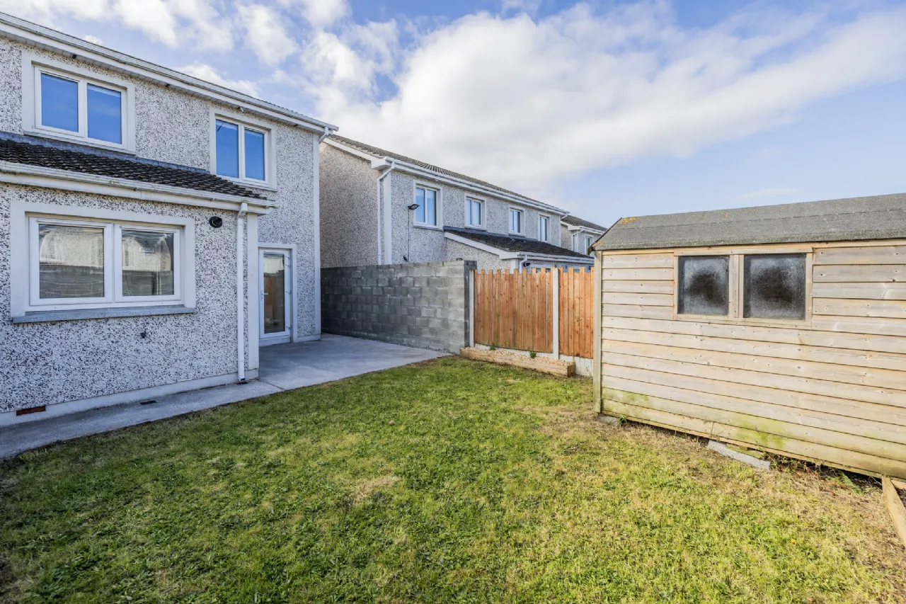 Photo of 17 Castleland Park Place, Balbriggan, Co. Dublin, K32H598