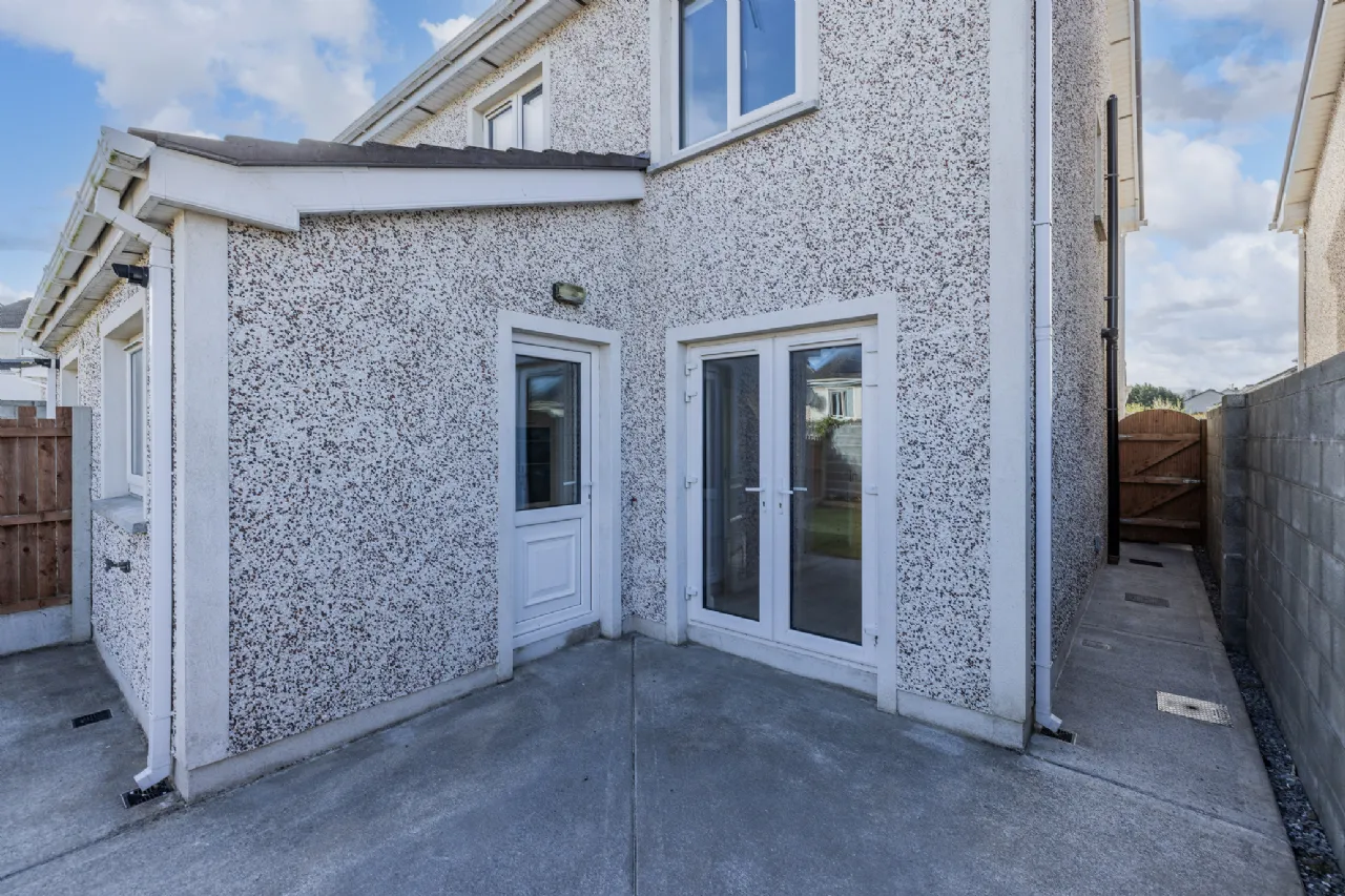 Photo of 17 Castleland Park Place, Balbriggan, Co. Dublin, K32H598