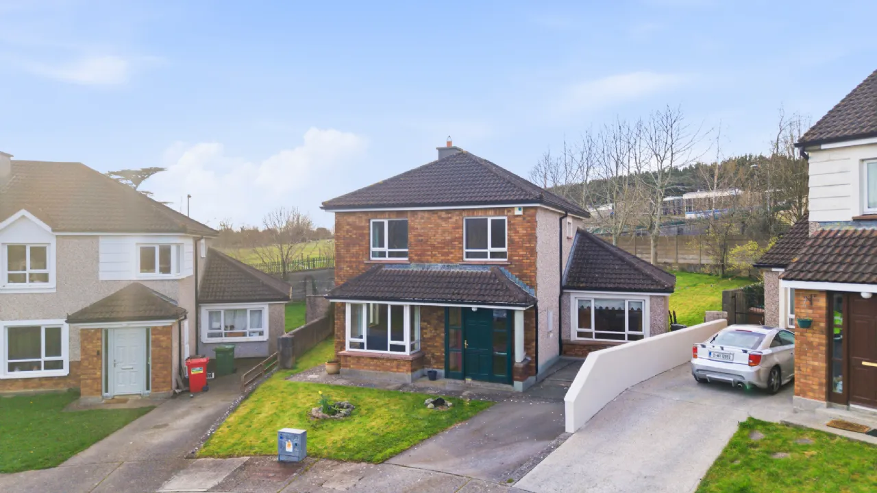Photo of 6 Ard Aoibhinn, Cashel Road, Clonmel, Co. Tipperary, E91 Y659