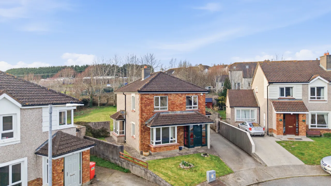 Photo of 6 Ard Aoibhinn, Cashel Road, Clonmel, Co. Tipperary, E91 Y659