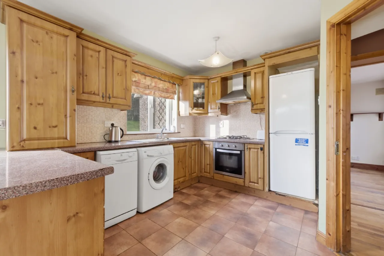 Photo of 6 Ard Aoibhinn, Cashel Road, Clonmel, Co. Tipperary, E91 Y659