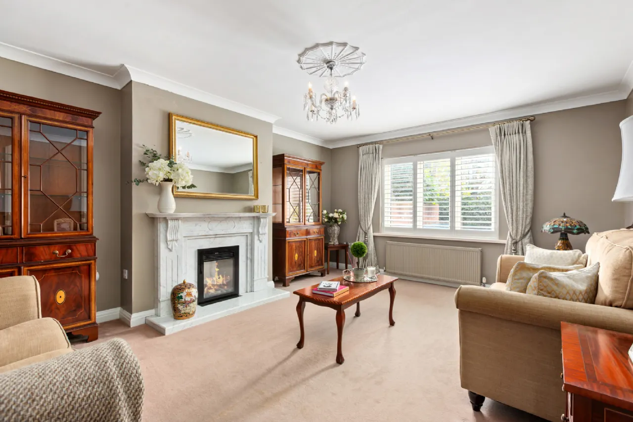 Photo of 13 Foxrock Crescent, Dublin 18, D18 E5C2