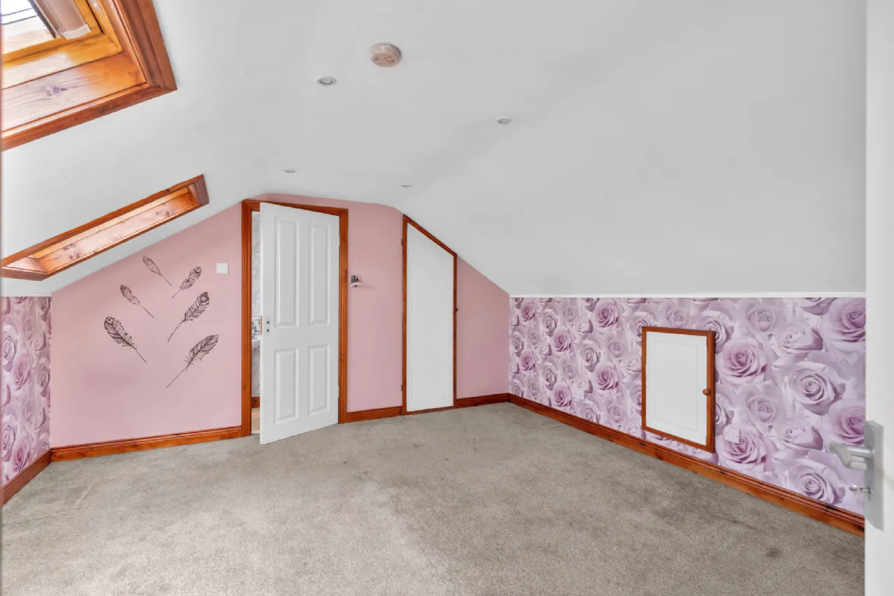 Photo of 9 Hermitage Park, Kilcullen, Co. Kildare, R56K030
