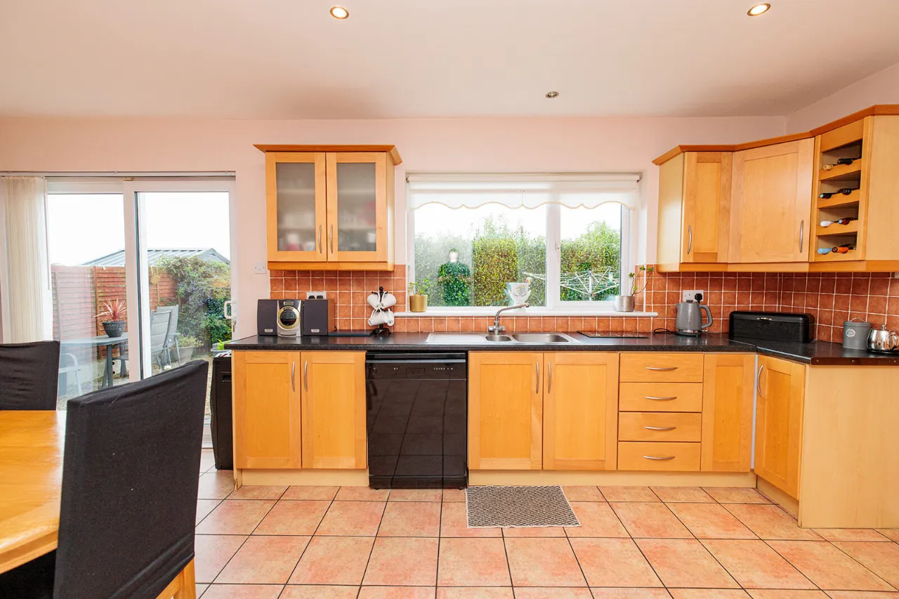 Photo of 37 Oaklawns, Paulstown, Kilkenny, R95 C866