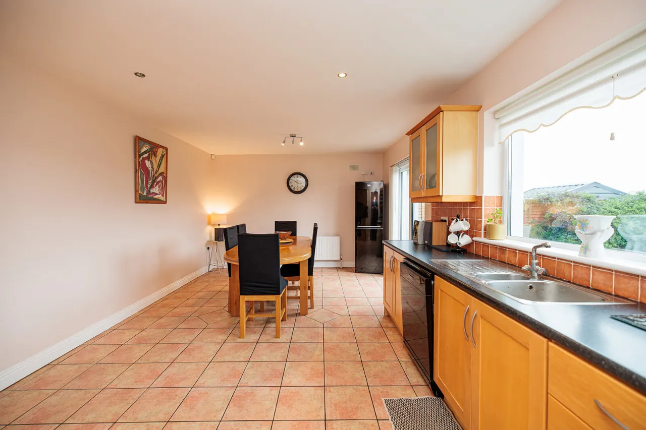 Photo of 37 Oaklawns, Paulstown, Kilkenny, R95 C866