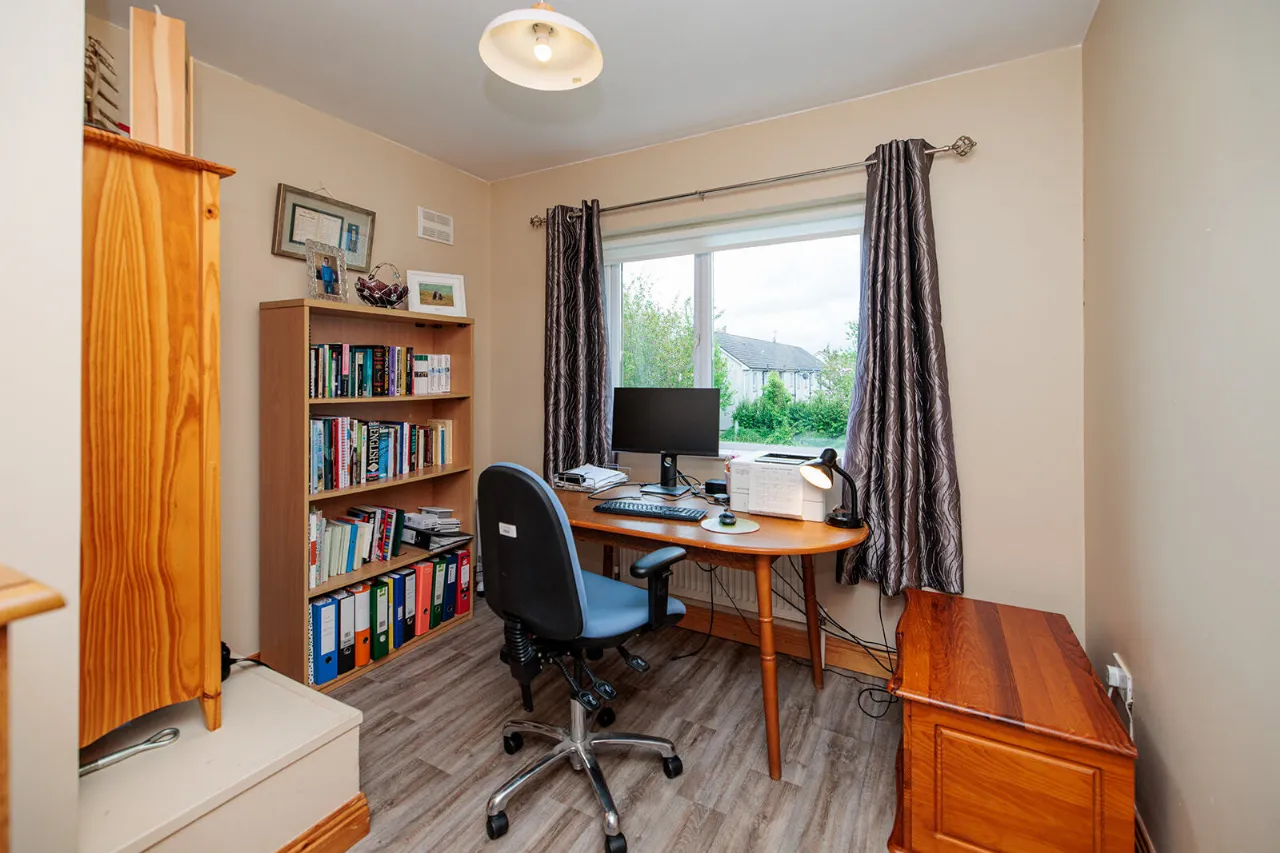 Photo of 37 Oaklawns, Paulstown, Kilkenny, R95 C866