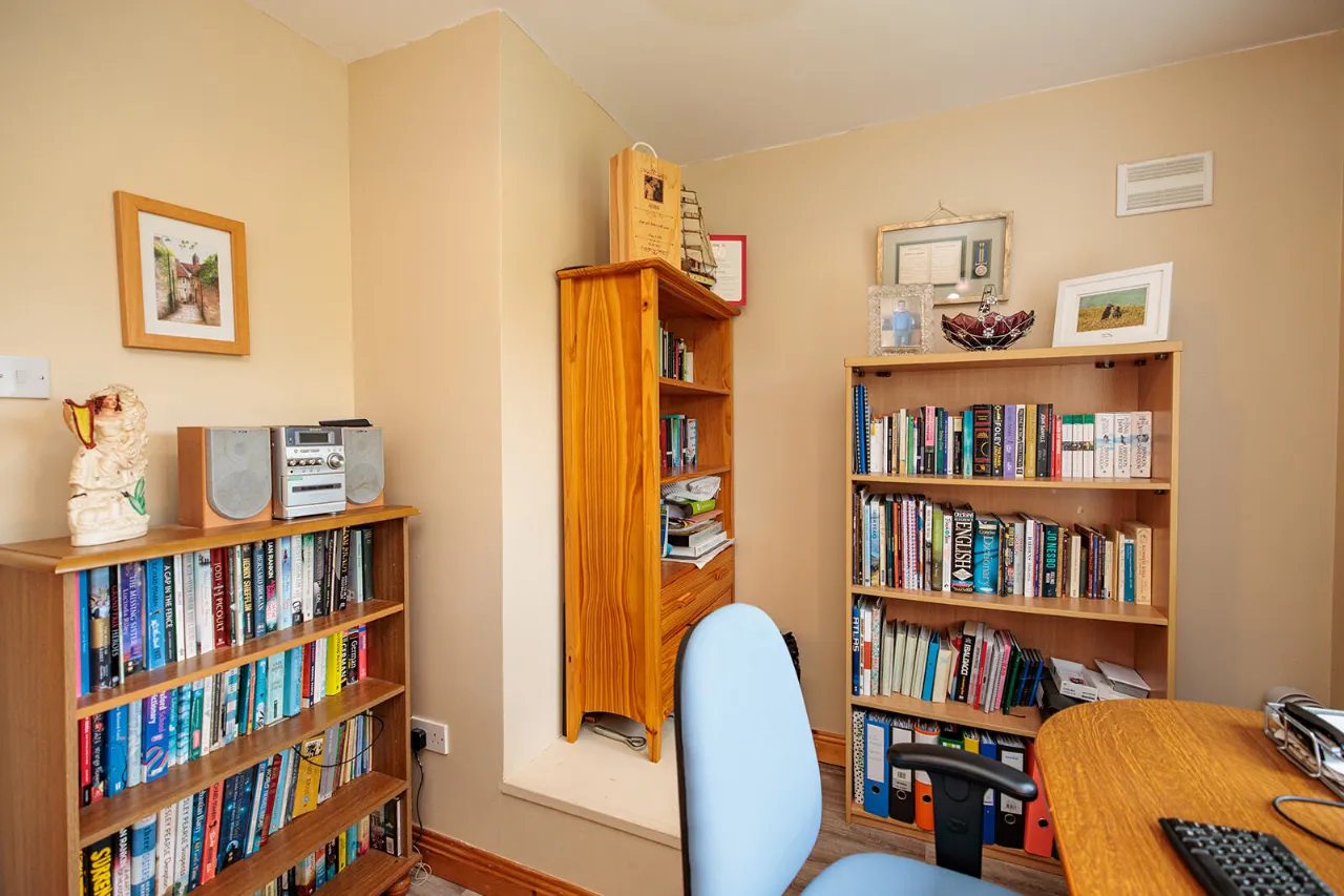 Photo of 37 Oaklawns, Paulstown, Kilkenny, R95 C866