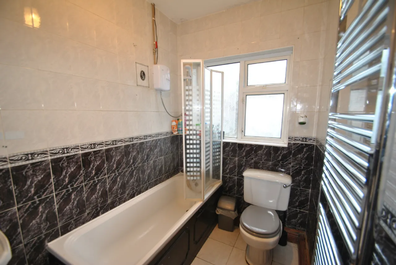 Photo of 9 Sheehane, Roscrea, Co Tipperary, E53 X820