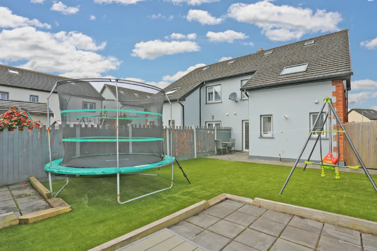 Photo of 42 Cluainin, Shannon, Co Clare, V14 K237