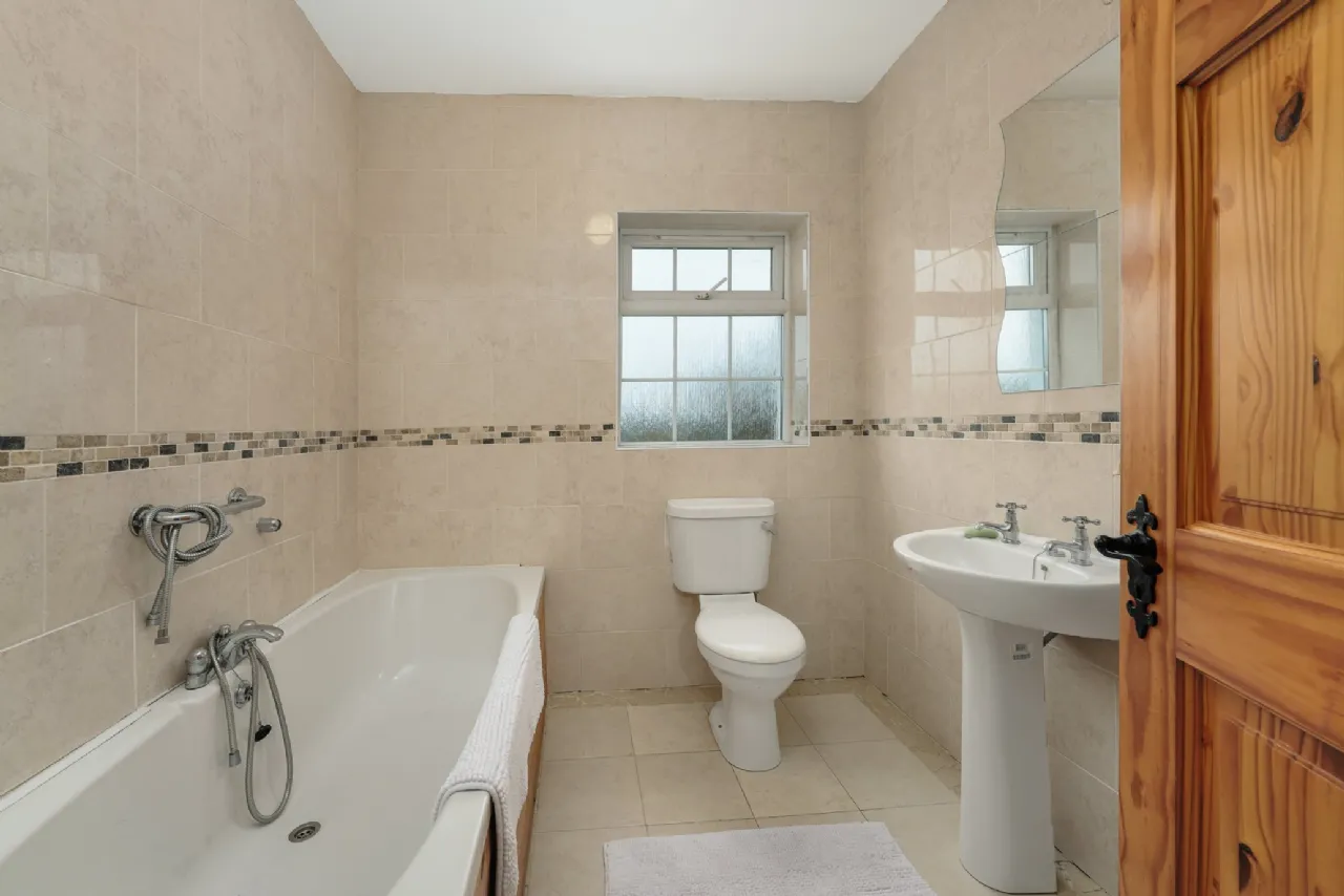 Photo of Clonmacnamara, Mullagh, Co.Cavan, A82 TR28