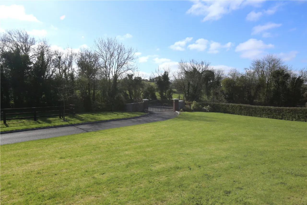 Photo of Old Mellifont Road, Begrath, Tullyallen, Co Louth, A92 D4V6