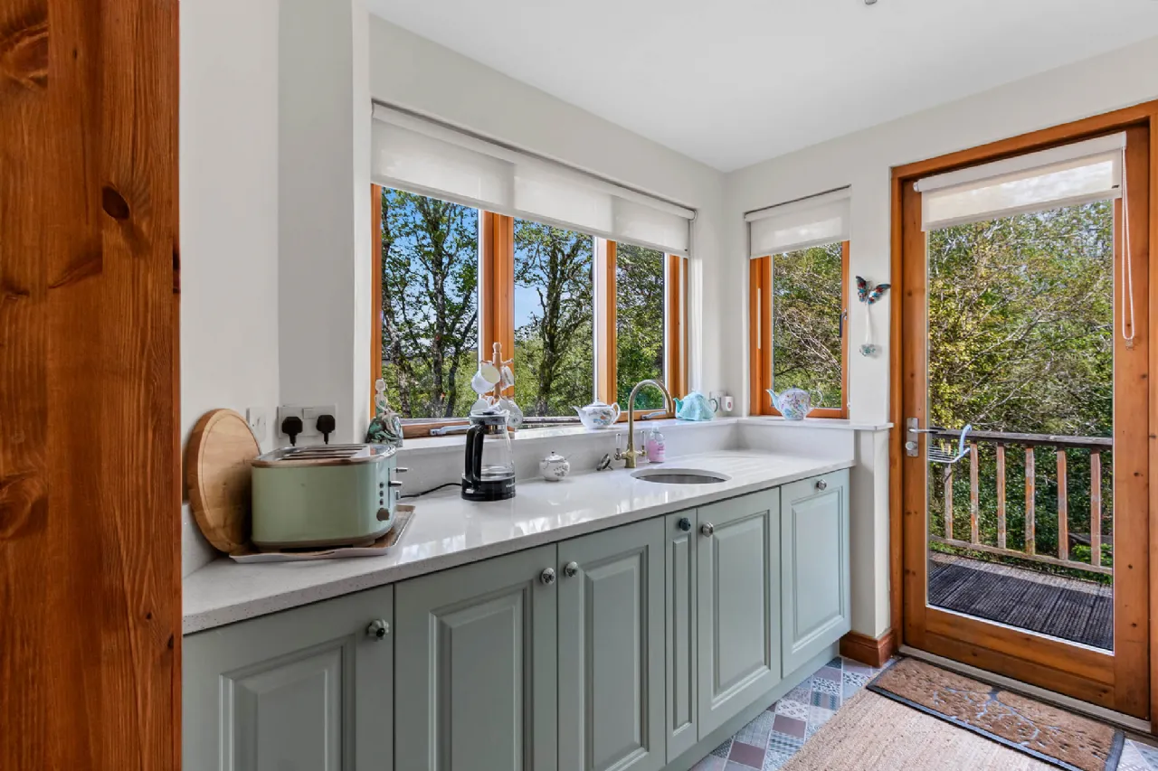 Photo of Woodland Retreat, Dromgarriff, Glengarriff, Co Cork, P75 VH48