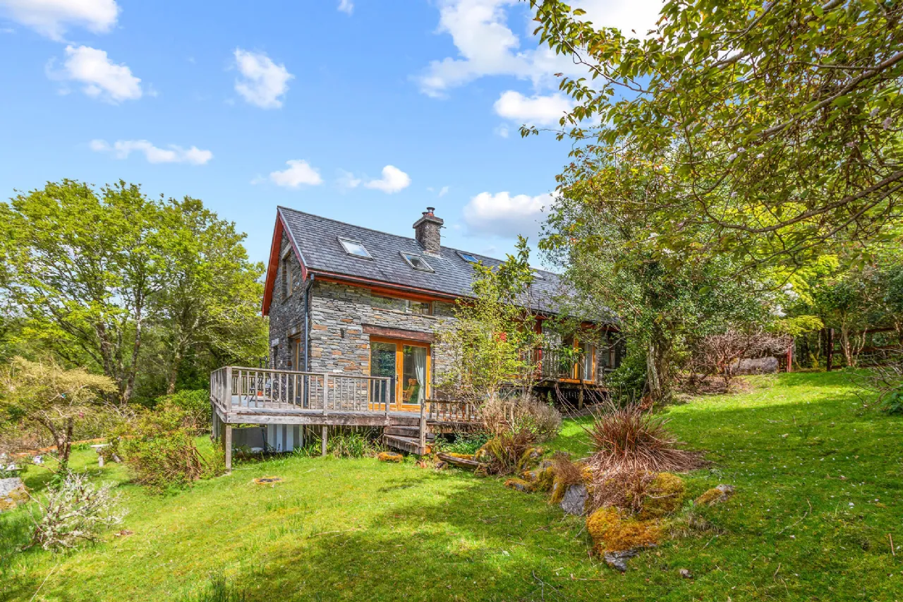 Photo of Woodland Retreat, Dromgarriff, Glengarriff, Co Cork, P75 VH48