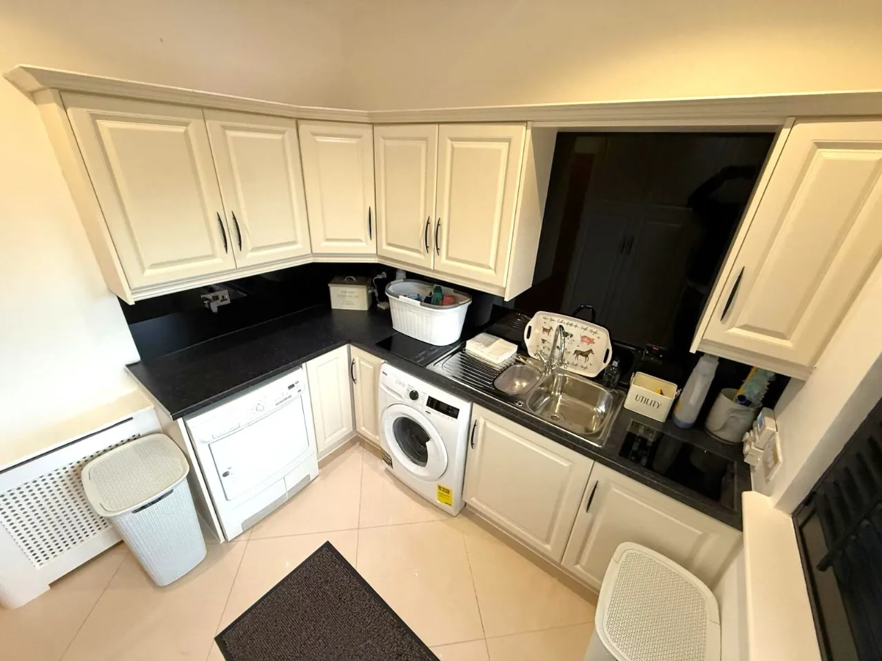 Photo of Rahoona, Lissagroom, Inishannon, Crossbarry, Co . Cork, T12 D2HV