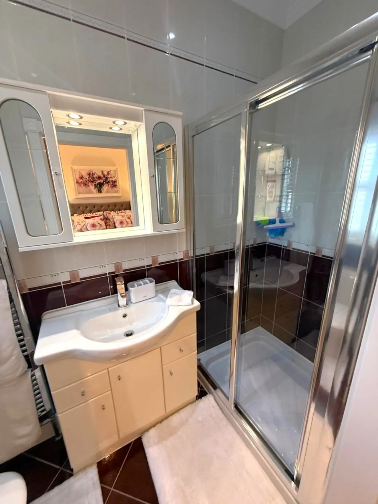 Photo of Rahoona, Lissagroom, Inishannon, Crossbarry, Co . Cork, T12 D2HV