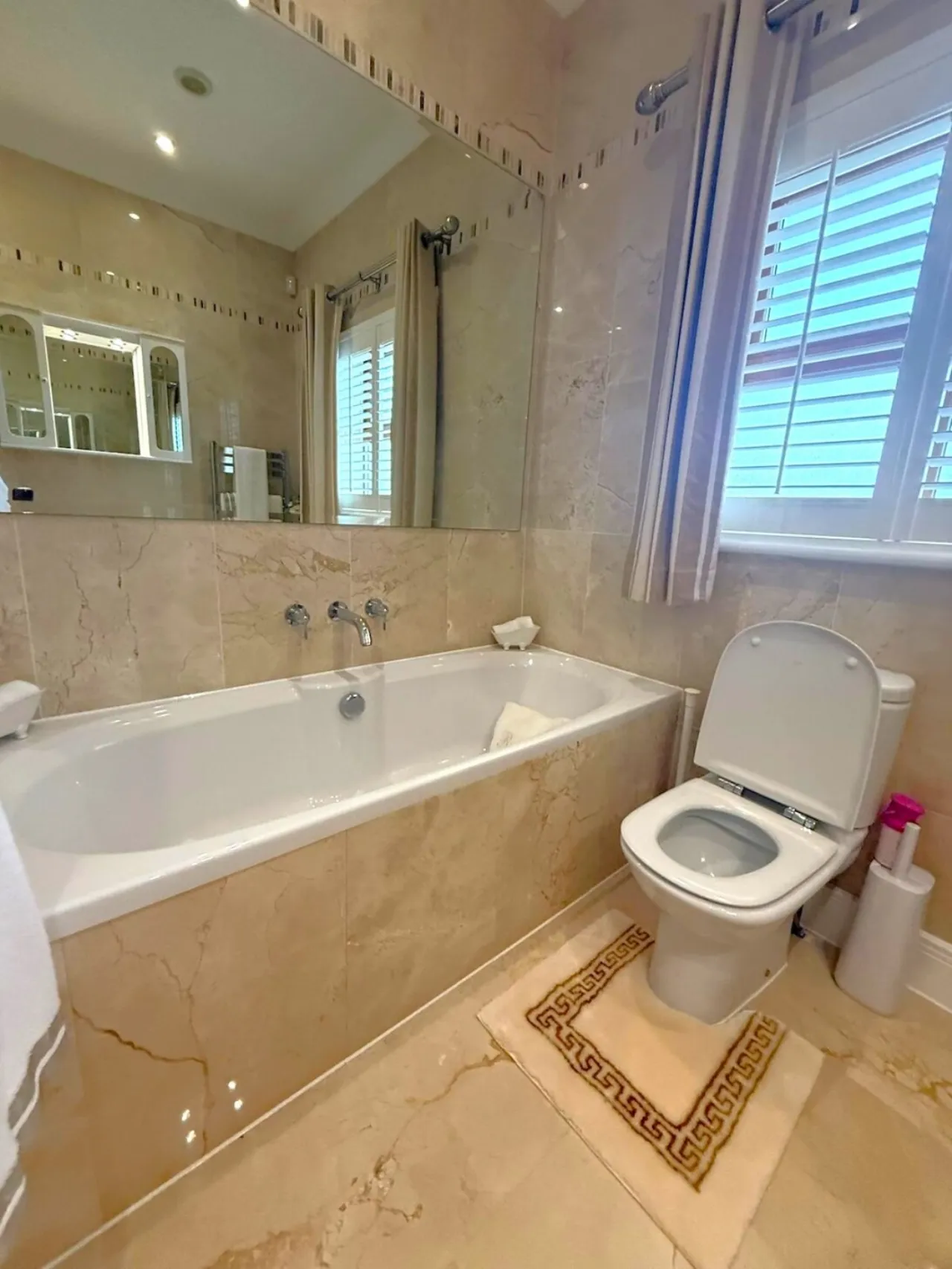 Photo of Rahoona, Lissagroom, Inishannon, Crossbarry, Co . Cork, T12 D2HV