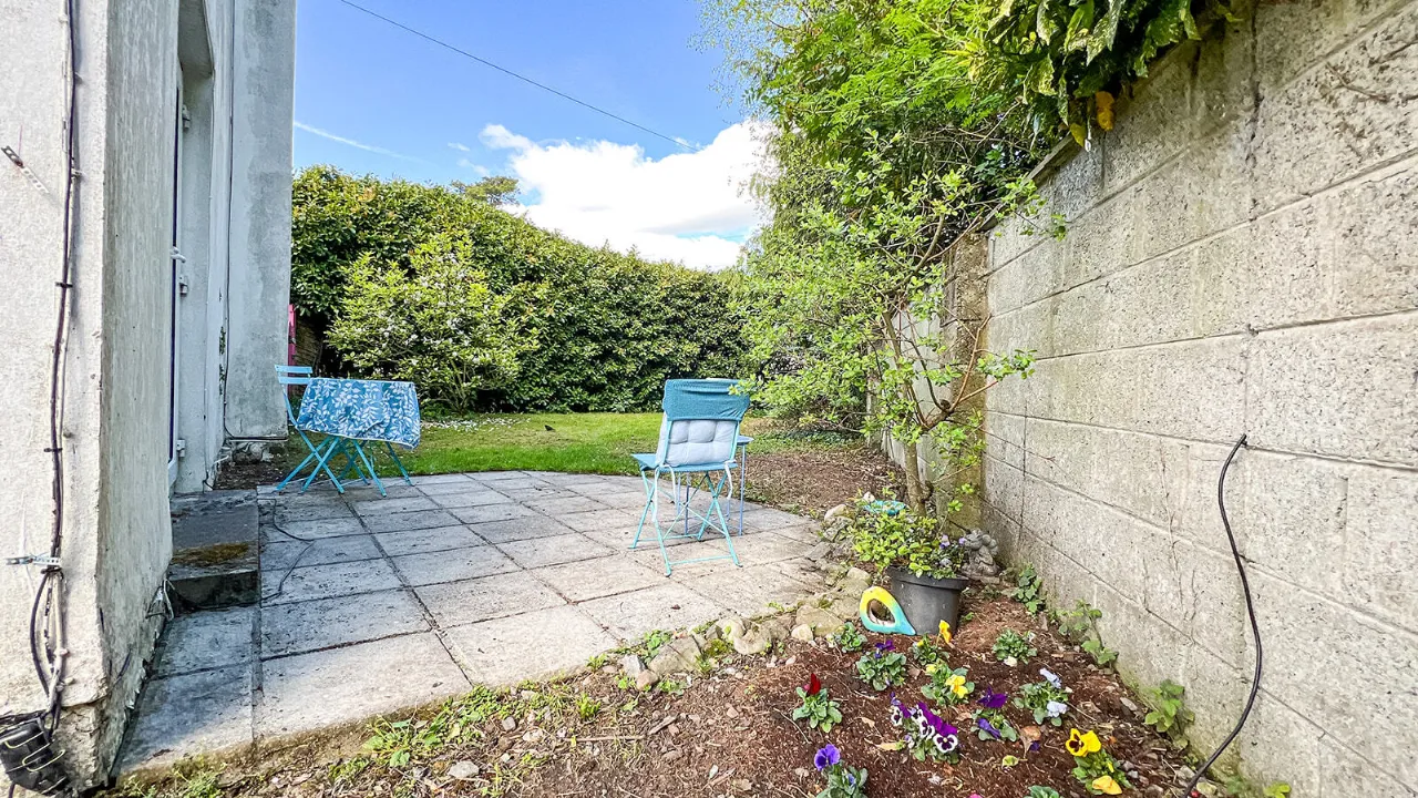 Photo of 1 Clarnwood, Freshford Road, Kilkenny, R95 HYW2