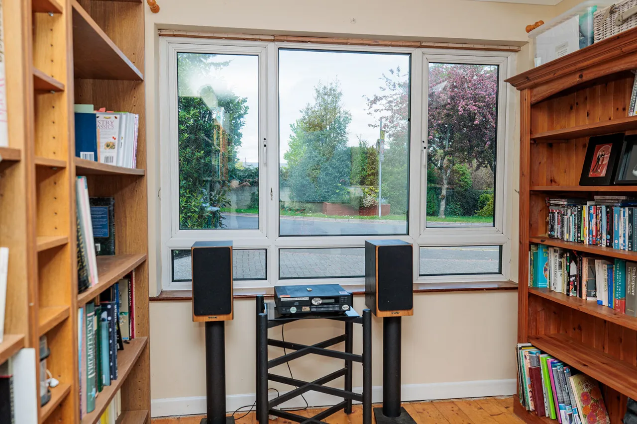Photo of 1 Clarnwood, Freshford Road, Kilkenny, R95 HYW2