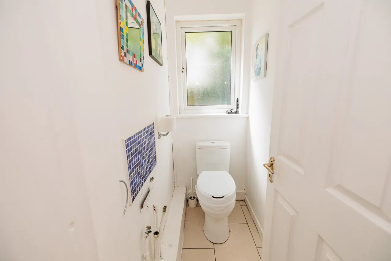 Photo of 1 Clarnwood, Freshford Road, Kilkenny, R95 HYW2