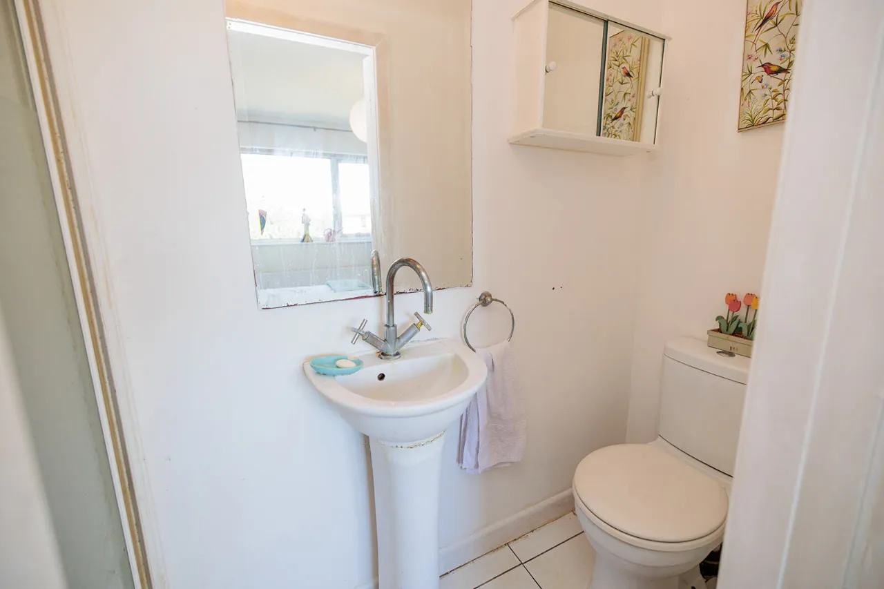 Photo of 1 Clarnwood, Freshford Road, Kilkenny, R95 HYW2