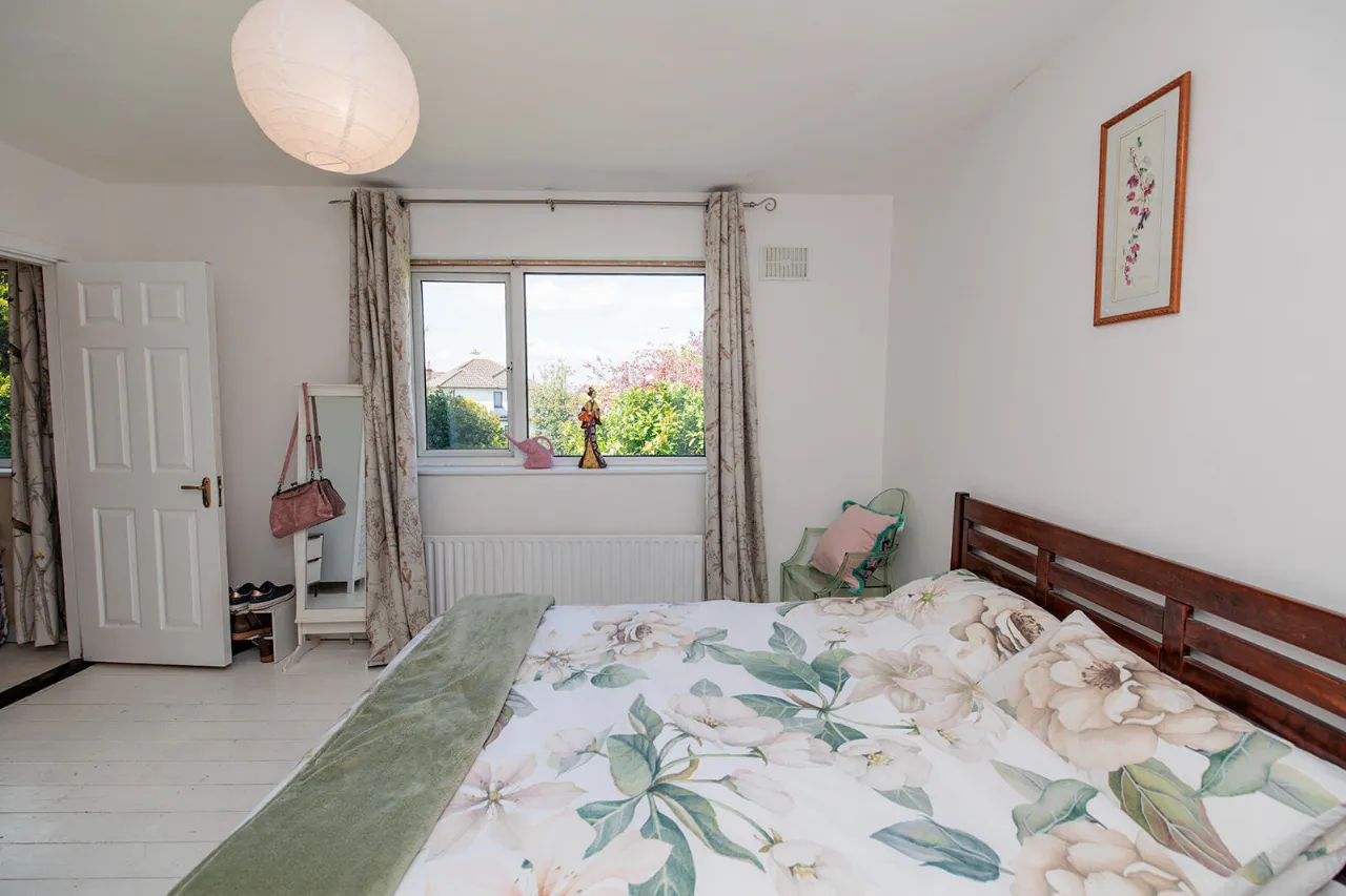 Photo of 1 Clarnwood, Freshford Road, Kilkenny, R95 HYW2