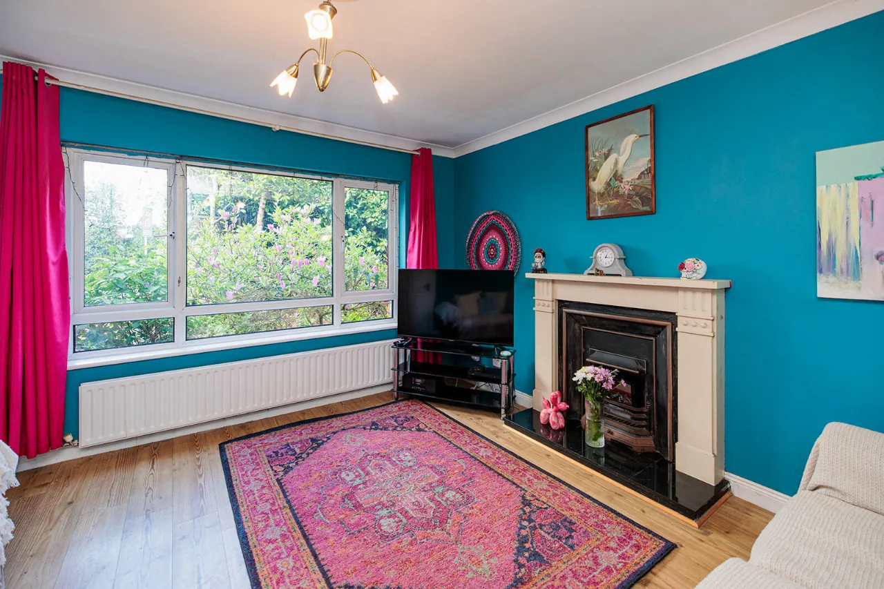 Photo of 1 Clarnwood, Freshford Road, Kilkenny, R95 HYW2