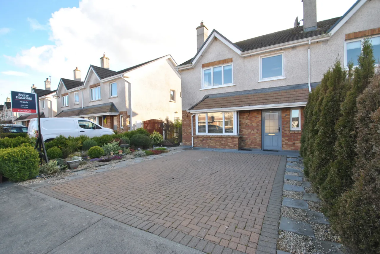 Photo of 77 Glencarrick, Roscrea, Co. Tipperary, E53 WE27