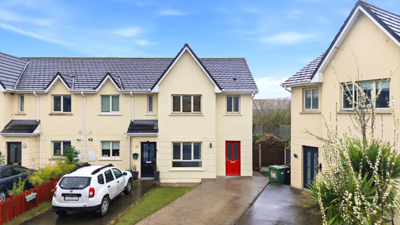Photo of 30 Sweetbriar, Thomas Street, Clonmel, Co. Tipperary, E91 W5H9