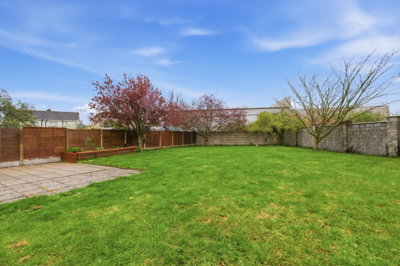 Photo of 30 Sweetbriar, Thomas Street, Clonmel, Co. Tipperary, E91 W5H9