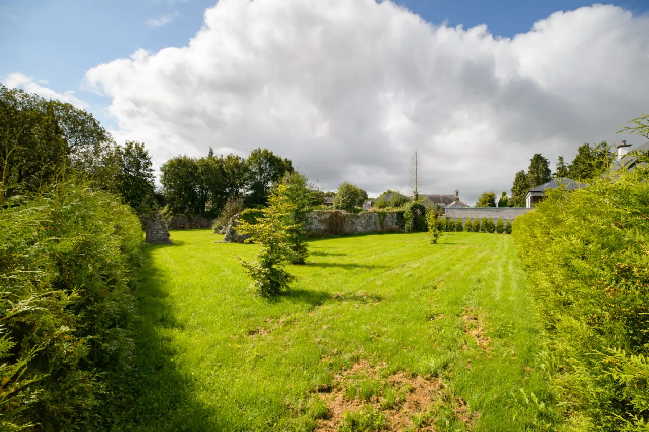Photo of The Green House, Clara, Co Offaly, R35CH76