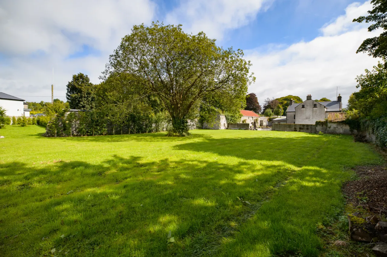 Photo of The Green House, Clara, Co Offaly, R35CH76